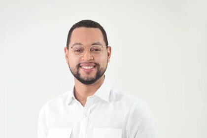 Cristian Cabrera salta al puesto 40 de los comunicadores más influyentes en RD