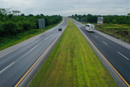 RD Vial mejora señalización vial entre Coral II y Punta Cana