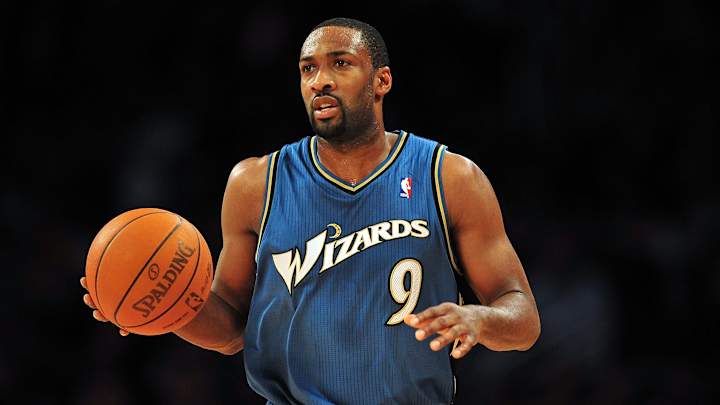 Apresan a Gilbert Arenas, exNBA, por organizar partidas ilegales de póker en su mansión