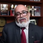 Informe médico indica que Ángel Martínez luce débil, con deshidratación leve a moderada