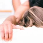 Estudio revela que los jóvenes tienen menos sexo que antes; no les gusta desnudarse