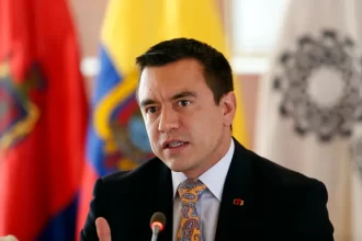 Ecuador fusiona ministerios y elimina Mujer, Ambiente y Cultura