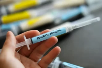 Reportan muerte de cientos de pacientes en Argentina por fentanilo contaminado