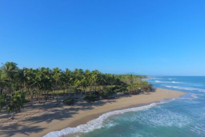 Estadounidense denuncia funcionarios bloquean millonaria inversión en Puerto Plata