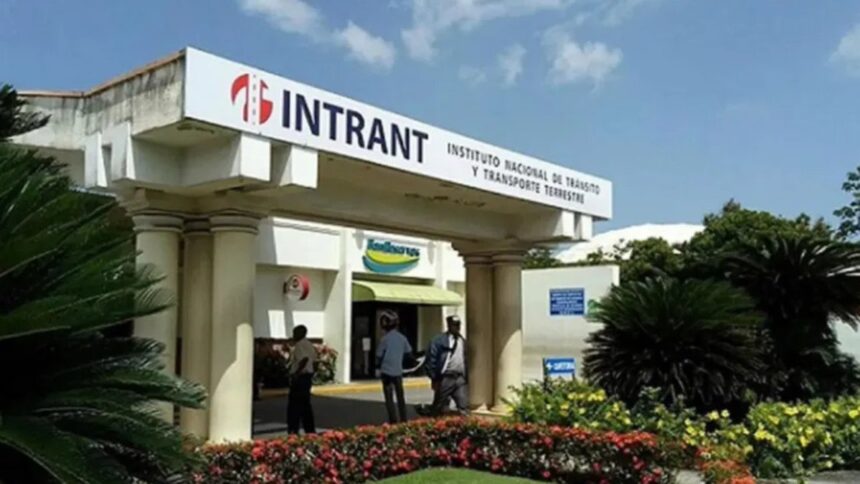 Intrant hará Encuesta de Movilidad 2025 para seguir mejorando el tránsito de Santo Domingo