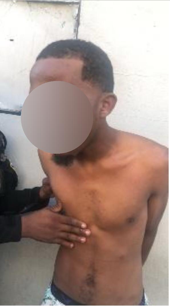 Policía y Ministerio Público detienen a hombre por muerte de su hijo de 1 año y 8 meses en Los Guandules