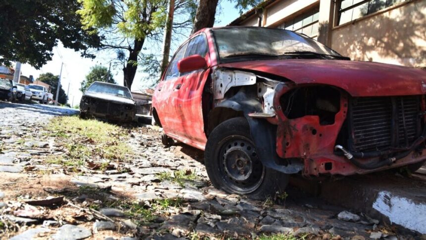 Fabricantes de vehículos se expresan a favor de retiro de chatarras