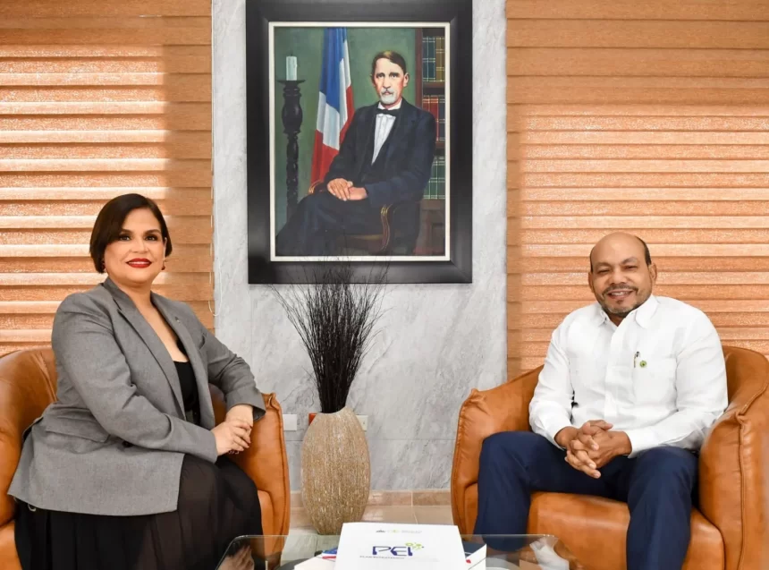 Facturación Electrónica, Microsoft y el CIAT están incorporando a más de 3,000 contribuyentes