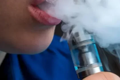 Estudio revela que el 27 % alumnos Santo Domingo y Barahona fuma vaper a diario