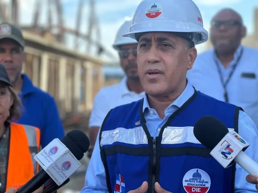 Gobierno entregó 1,155 nuevas aulas en 5 meses a través del Plan 24/7