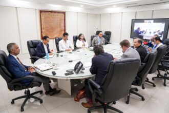 Ministro Joel Santos destaca 40 % de inversión extranjera directa en energía y minería