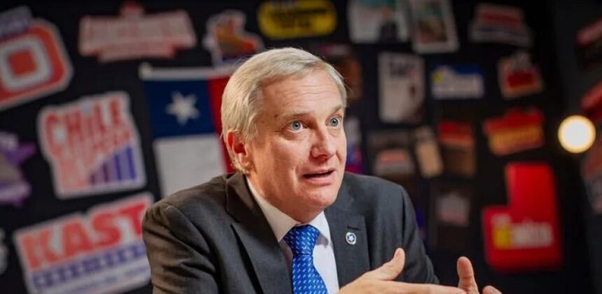 Gobierno de José Antonio Kast frena regularización masiva de migrantes en Chile