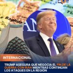 Trump asegura que negocia el fin de la guerra con Irán mientras continúan los ataques en la región El presidente de Estados Unidos, Donald Trump, afirmó que su administración se encuentra negociando “ahora mismo” con Irán para poner fin al conflicto armado en la región, aunque desde Teherán no se ha confirmado ningún proceso oficial de diálogo. Según explicó, recientes acciones relacionadas con los hidrocarburos y el estrecho de Ormuz representarían un “gran regalo” que indicaría que Washington estaría tratando con interlocutores adecuados. Mientras tanto, la Casa Blanca reconoció explorar nuevas vías diplomáticas, aunque advirtió que las operaciones militares continúan activas. El conflicto sigue intensificándose con ataques en múltiples frentes, incluyendo ofensivas de Israel en territorio iraní y en Líbano, mientras se reportan heridos en Tel Aviv y otros puntos estratégicos. Países como Arabia Saudita, Baréin y Kuwait también han denunciado ataques con drones y misiles. A pesar de los esfuerzos internacionales de mediación liderados por naciones como Pakistán, Catar y Egipto, no existe claridad sobre quién representa oficialmente a Irán en las negociaciones. En medio de la incertidumbre, la población civil continúa enfrentando bombardeos constantes, mientras la guerra entra en su cuarta semana sin señales claras de una desescalada inmediata. Más información en alodigitalrd.com #Internacionales #Irán #Trump #Guerra #Geopolítica #AloRD #AloDigitalRD #NoticiasRD