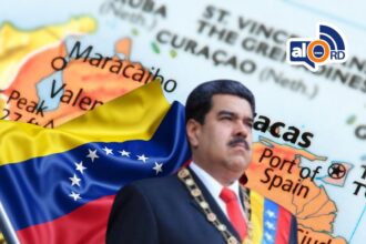 Maduro llama a la reconciliación y la paz en Venezuela desde prisión en EE.UU. El presidente venezolano Nicolás Maduro y su esposa Cilia Flores enviaron un nuevo mensaje en el que exhortan a la unión, el respeto y la reconciliación nacional, en el contexto del inicio de la Semana Santa. A través de una carta difundida en redes sociales, ambos hicieron un llamado a dejar atrás el odio, la división y el egoísmo, promoviendo el perdón y la paz en el país. El mensaje fue publicado por su hijo, el diputado Nicolás Maduro Guerra, en su cuenta de Instagram. La misiva se produce luego de su captura en enero tras un operativo militar de Estados Unidos en Caracas y en medio del proceso judicial que enfrentan en Nueva York. Maduro está acusado de cargos relacionados con narcoterrorismo e importación de cocaína, mientras que Flores enfrenta imputaciones por conspiración de tráfico de drogas y posesión de armas. Ambos comparecieron recientemente ante un tribunal federal, donde un juez decidió continuar con el caso. Paralelamente, representantes del gobierno venezolano sostienen encuentros en Washington para restablecer vínculos diplomáticos con la administración del presidente Donald Trump. Más información en alodigitalrd.com #Venezuela #NicolásMaduro #CrisisVenezuela #PolíticaInternacional #SemanaSanta #NoticiasRD #AloRD #AloDigitalRD