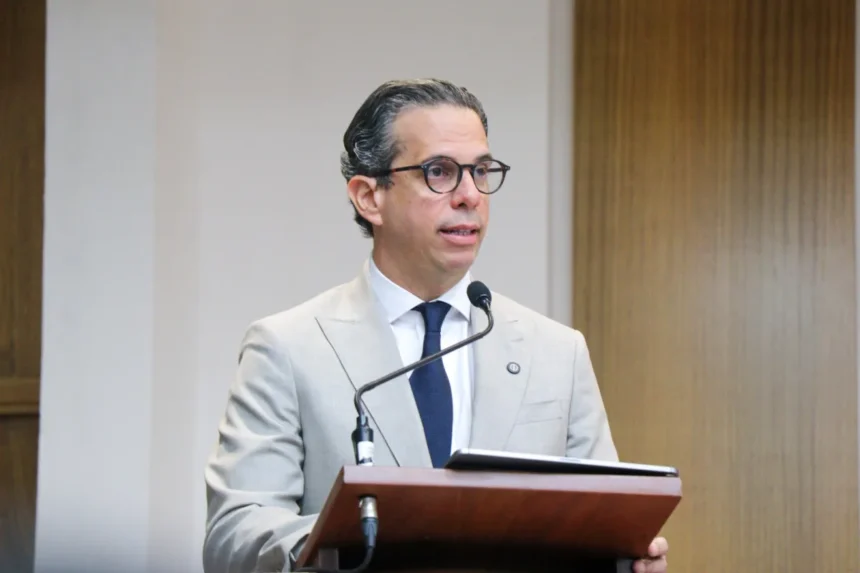 Empresarios proponen unidad nacional y transición energética ante impacto de crisis global