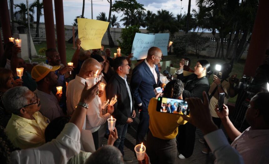 Gremios periodísticos protestan contra decisión judicial en caso Nelson Gutiérrez