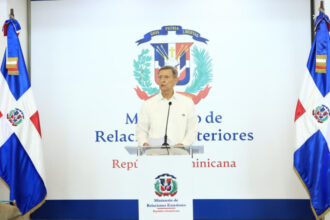 Gobierno asumirá control directo de ingresos consulares en reforma del servicio exterior