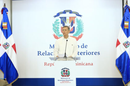 Gobierno asumirá control directo de ingresos consulares en reforma del servicio exterior