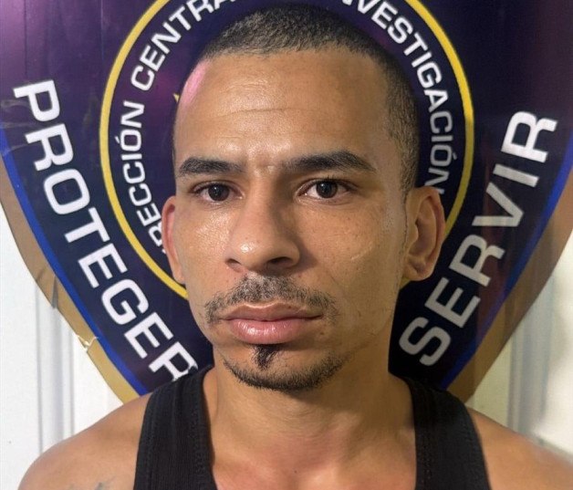 Policía captura a “Cacón”, implicado en asalto a estudiantes en Santo Domingo Este tras video viral