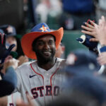 Yordan Álvarez conecta jonrón y lidera victoria de Astros sobre Rockies con apoyo de Spencer Arrighetti