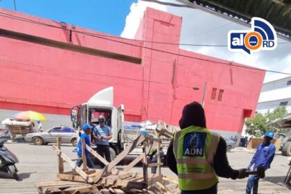 Buhoneros respaldan operativos del ADN para recuperar espacios en la Duarte y París