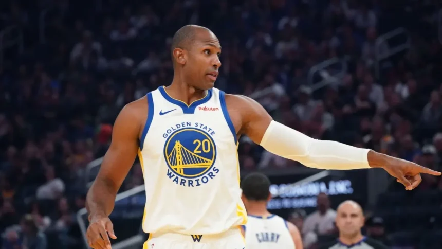 **Al Horford lidera remontada de Golden State y mantiene vivas sus aspiraciones en la NBA** El dominicano Al Horford fue clave en la victoria 126-121 de Golden State Warriors sobre Los Ángeles Clippers en un decisivo partido de Play-In de la Conferencia Oeste. Con el equipo abajo por 13 puntos en el último cuarto, Horford asumió el control ofensivo y anotó cuatro triples en los últimos dos minutos, incluyendo el que puso a su equipo arriba 117-115 con 2:12 por jugar. Terminó con 14 puntos y tres rebotes en 22 minutos, con una efectividad de 57% desde la línea de tres. Aunque Stephen Curry lideró la ofensiva con 35 puntos, 27 de ellos en la segunda mitad, la defensa también fue determinante, limitando a Kawhi Leonard en el tramo final. Ahora, Golden State enfrentará a Phoenix para definir el último cupo a los playoffs del Oeste, donde el ganador se medirá al vigente campeón, Oklahoma City Thunder, en la primera ronda. Más información en alodigitalrd.com. #NBA #Baloncesto #AlHorford #GoldenStateWarriors #PlayIn #AloRD #AloDigitalRD #NoticiasRD