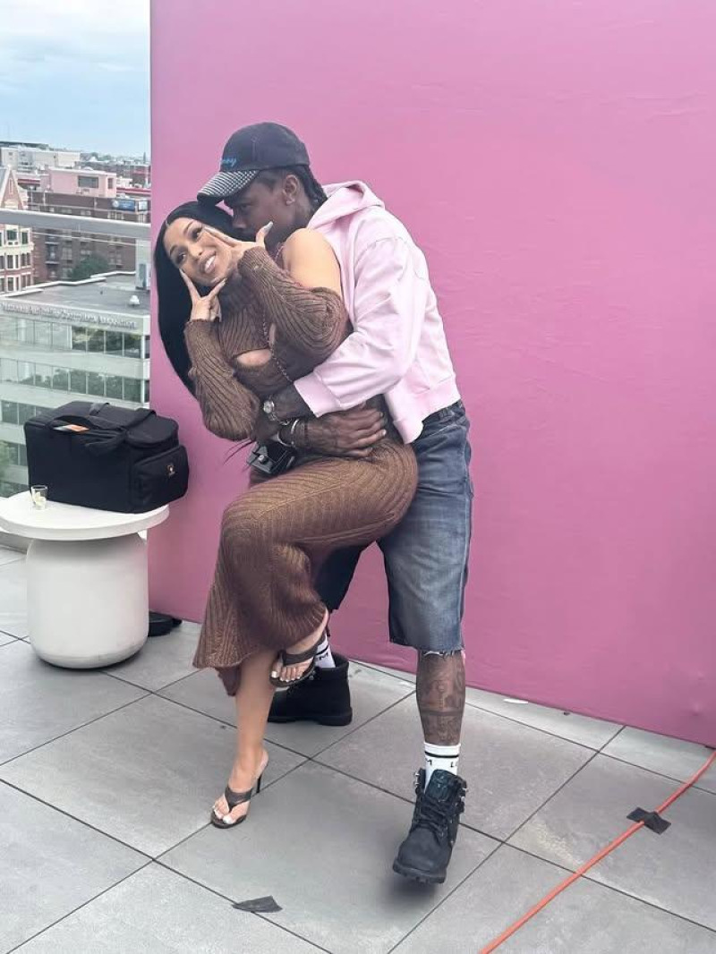 Cardi B y Stefon Diggs reavivan rumores de reconciliación tras aparecer juntos en el Día de las Madres