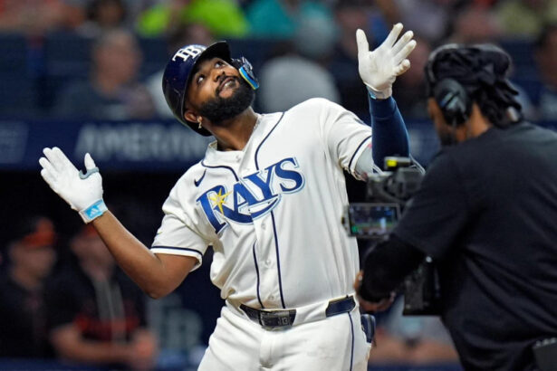 Junior Caminero vuelve a jonronear y Tampa aplasta a Baltimore