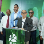 Fuerza del Pueblo denuncia “régimen paralelo” en contratos del Gobierno