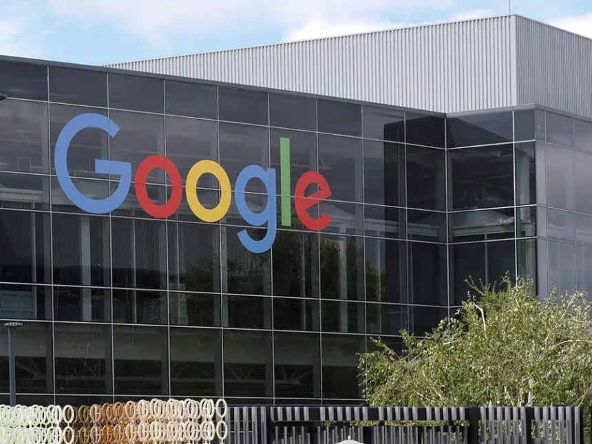 Ingeniero de Google acusado de ganar US$1.2 millones con apuestas usando información confidencial