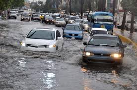 Inflación y reclamos por inundaciones elevan costo de los seguros en RD