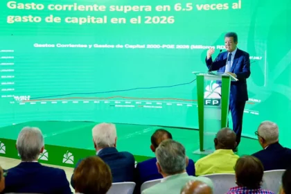 Leonel atribuye crisis económica al clientelismo y gasto del Gobierno