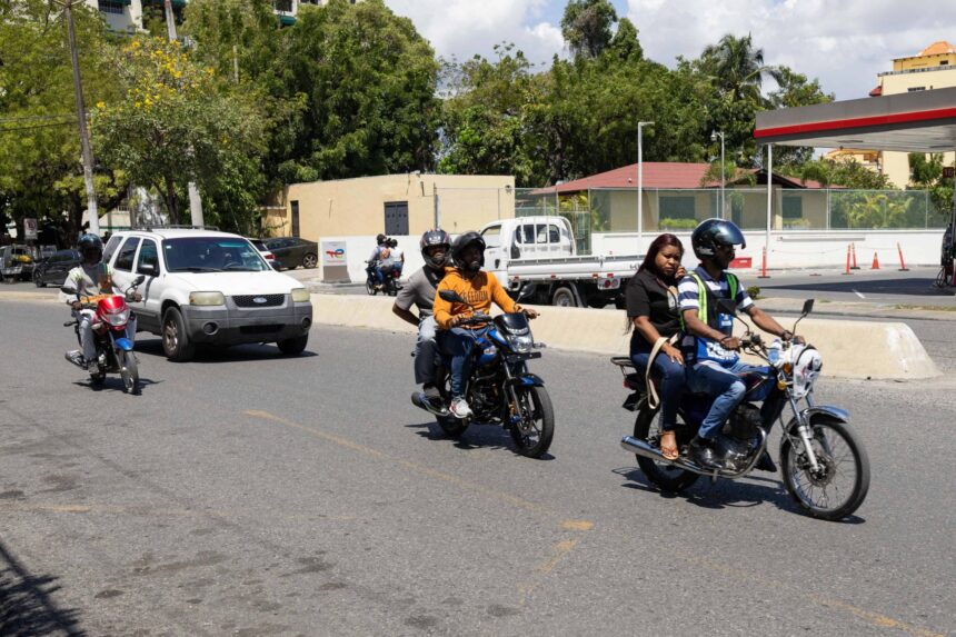 Motoconchos transportan 1.5 millones de pasajeros diarios en el Gran Santo Domingo