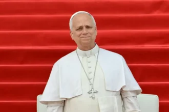 Papa León XIV reafirma su amor por Estados Unidos, pero destaca su misión como pastor universal